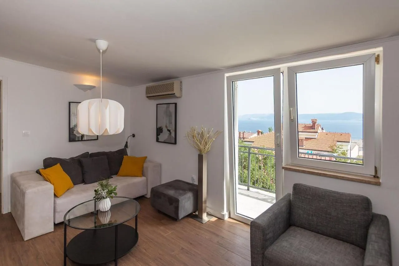 Apartments And Room Mira Crikvenica