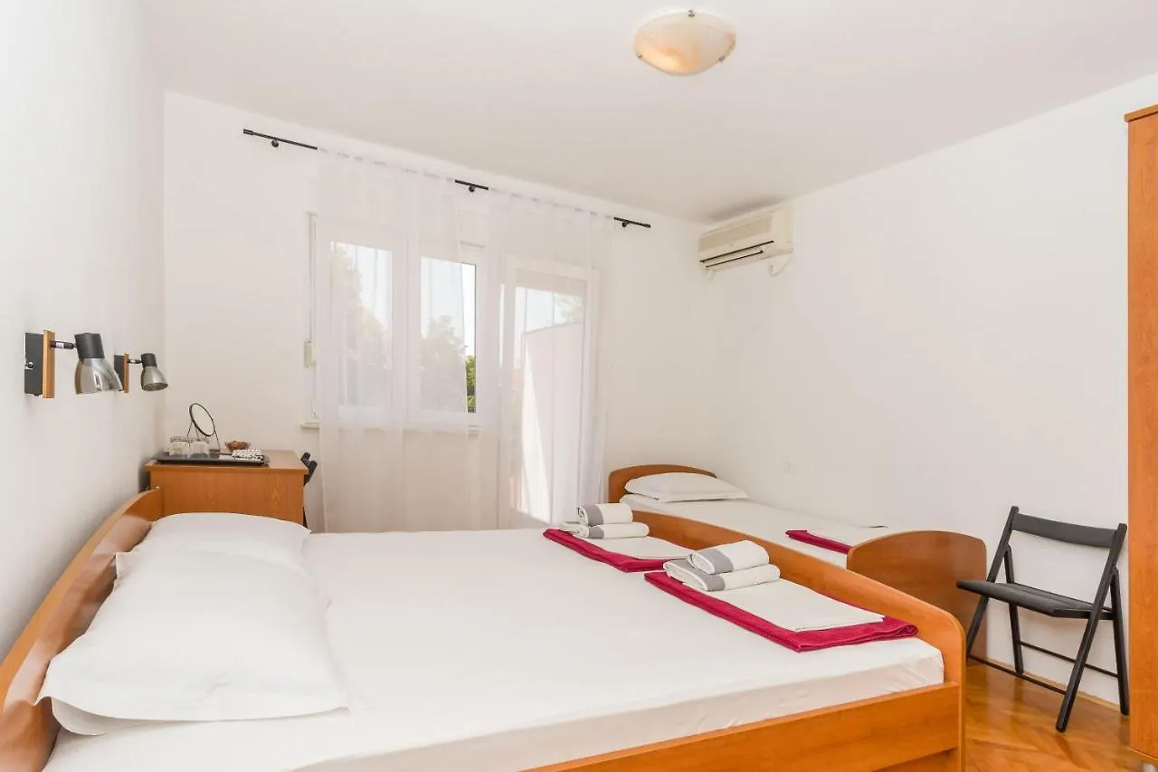 Apartments And Room Mira Crikvenica Croatia