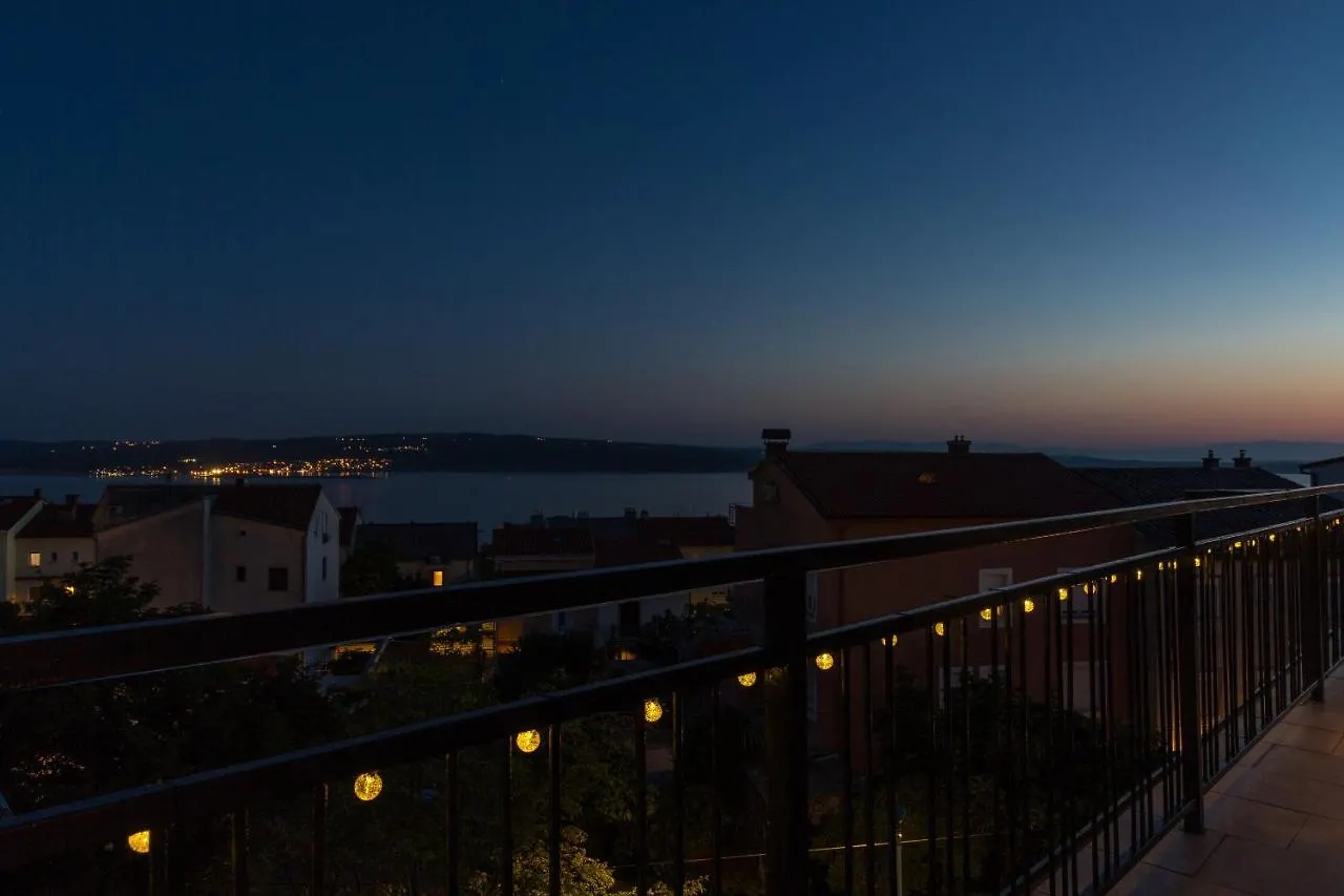 Apartments And Room Mira Crikvenica